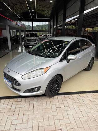 FORD FIESTA 1.6 TITANIUM SEDAN 16V FLEX 4P POWERSHIFT FORD FIESTA 1.6 TITANIUM SEDAN 16V FLEX 4P POWERSHIFT